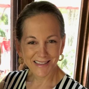 Meet your Posher, Lori